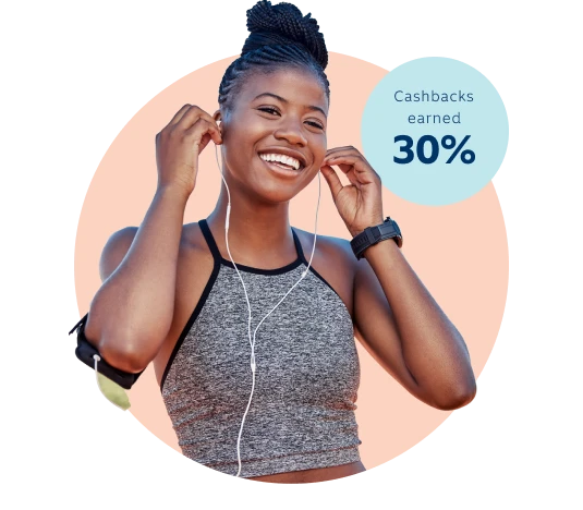 A young lady named Lerato, smiling with one ear plug in her ear, dressed in gym attire, saving on her medical aid, car insurance and life cover with Momentum rewards programmes.